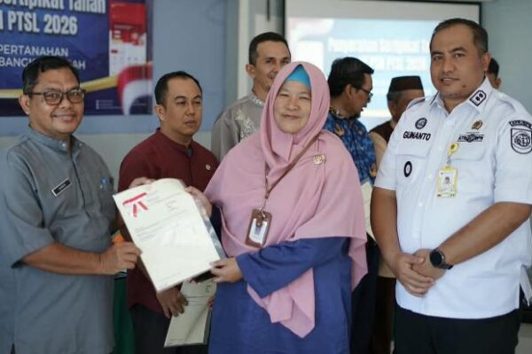 Manfaatkan PTSL untuk Urus Sertipikat, Masyarakat: Proses Dipermudah