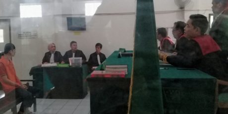 Memperniagakan Buaya, Terancam 5 Tahun Penjara