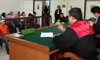Edarkan Shabu, Riki Dituntut 7 Tahun