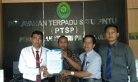 Dirut Adira Tak Hadir, Sidang Ditunda