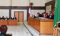 Hermanto Cs Didakwa Rugikan Negara Ratusan Miliar