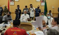 Bupati Ajak Mahasiswa dan Petani Berdialog