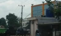 Diduga Gedung Tak Berizin Berdiri Diatas DMJ