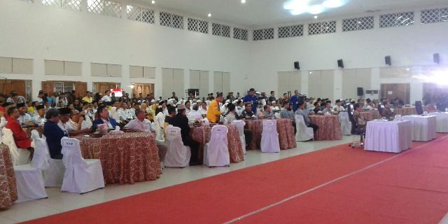 Tim, tamu dan undangan yang hadir.