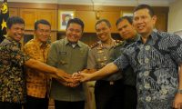 HD Instruksikan Bupati/Walikota Standby di Daerah