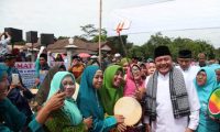 Sambangi OKUT, HD Ajak Warga Pelihara Silaturahmi dan Persatuan