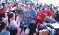 Gubernur Sumsel Tinjau Posko Pengungsian Tsunami Lamsel