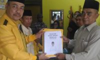 Aspar Muchtar Kembalikan Formulir Bacawabup di Golkar