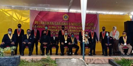 AW Lulusan Terbaik Pascasarjana Prodi Administrasi Publik