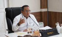 Bupati Siap Pasang Badan Divaksin Duluan