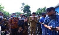 Mensos Tinjau Gudang Logistik di Ogan Ilir
