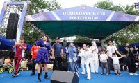 Artis Ibukota Hipnotis Ribuan Masyarakat OKU Timur