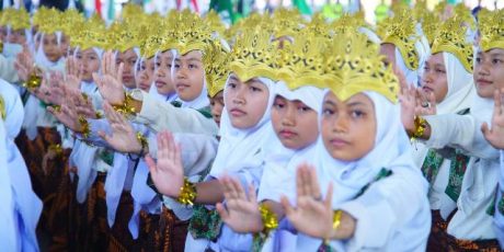 Puncak Hari Diwarnai Galang Donasi