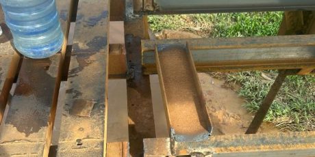 REHAB JEMBATAN TANAH KERING PULAU RIMAU DIDUGA TIDAK SESUAI SPECSIFIKASI