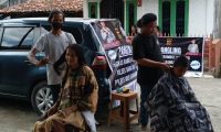 Program Pangkas Rambut Keliling Disambut Antusias Warga