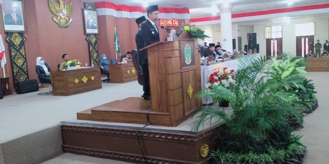 Paripurna VI DPRD Ogan Ilir Mendengar Pidato Bupati