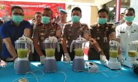 Sabu dan  Pil Extaci Dimusnahkan Dengan Cara Diblender