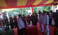 Bupati Lantik 2 Kades Terpilih Di Kecamatan Lubuk Keliat