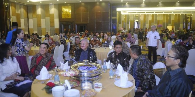 Gubernur saat hadir dalam acara.