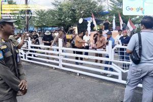 Dugaan Pajak Tak Masuk Kas, Barikade 98 Demo Dispopar Muba