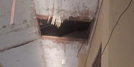 Plafon Rusak Parah, Dana BOS SMPN 4 Sanga Desa Dipertanyakan