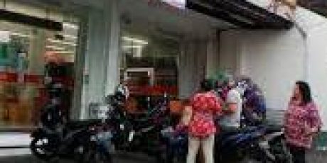 YLKI Tolak Pemkab Tarik Retribusi Parkir Minimarket