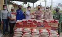 Kapolres Berikan Bantuan Korban Kebakaran 