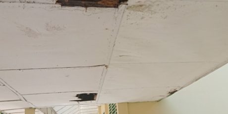 Sekolah  Tampak Rusak, Dana BOS SMAN Selangit Dipertanyakan